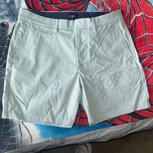 J. Crew 7" Oxford Short